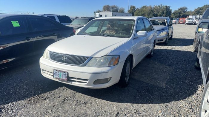 PPI3686 – 2002 TOYOTA AVALON