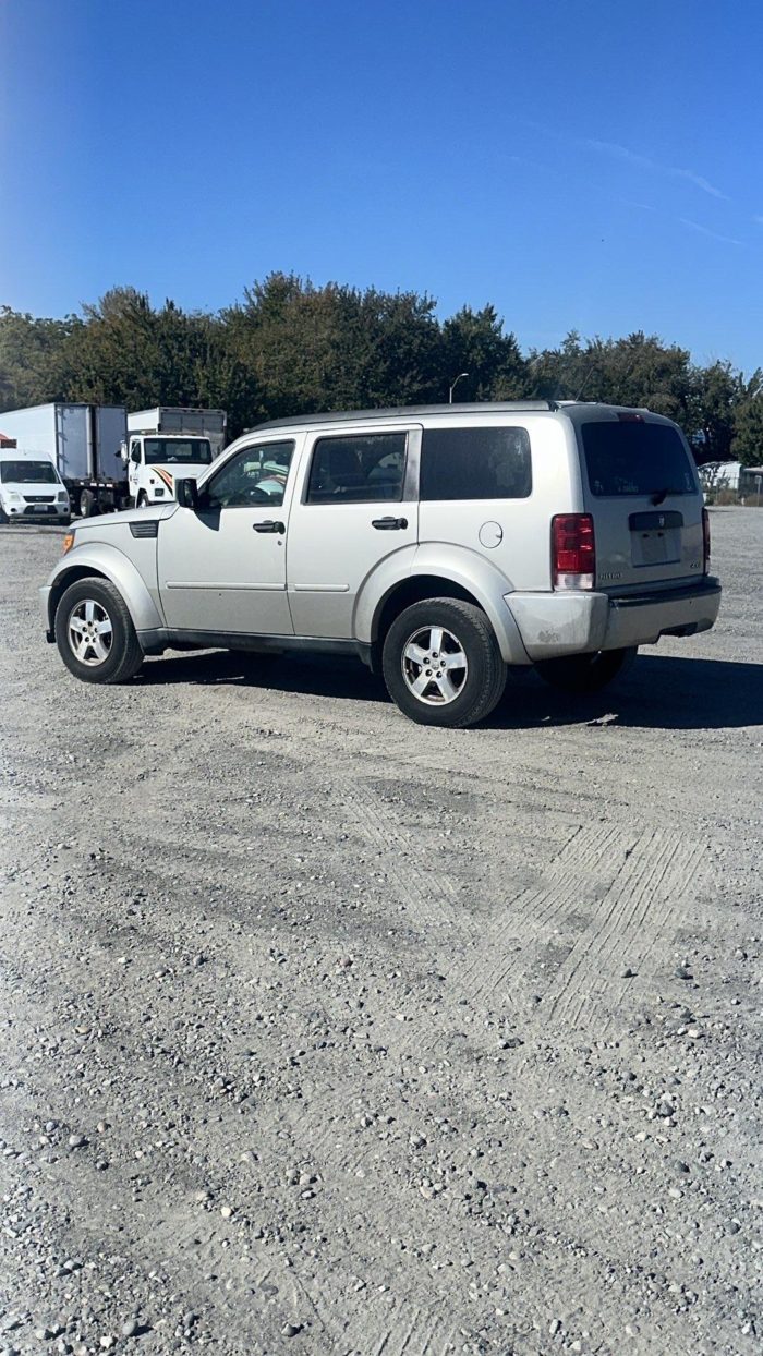 A408225 – 2008 DODGE NITRO - Image 4
